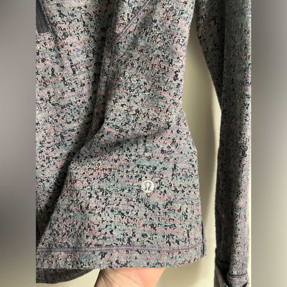lululemon athletica | Women’s Multi-Color Heathered Gray Zip-Up Long Sleeve - Picture 13 of 15